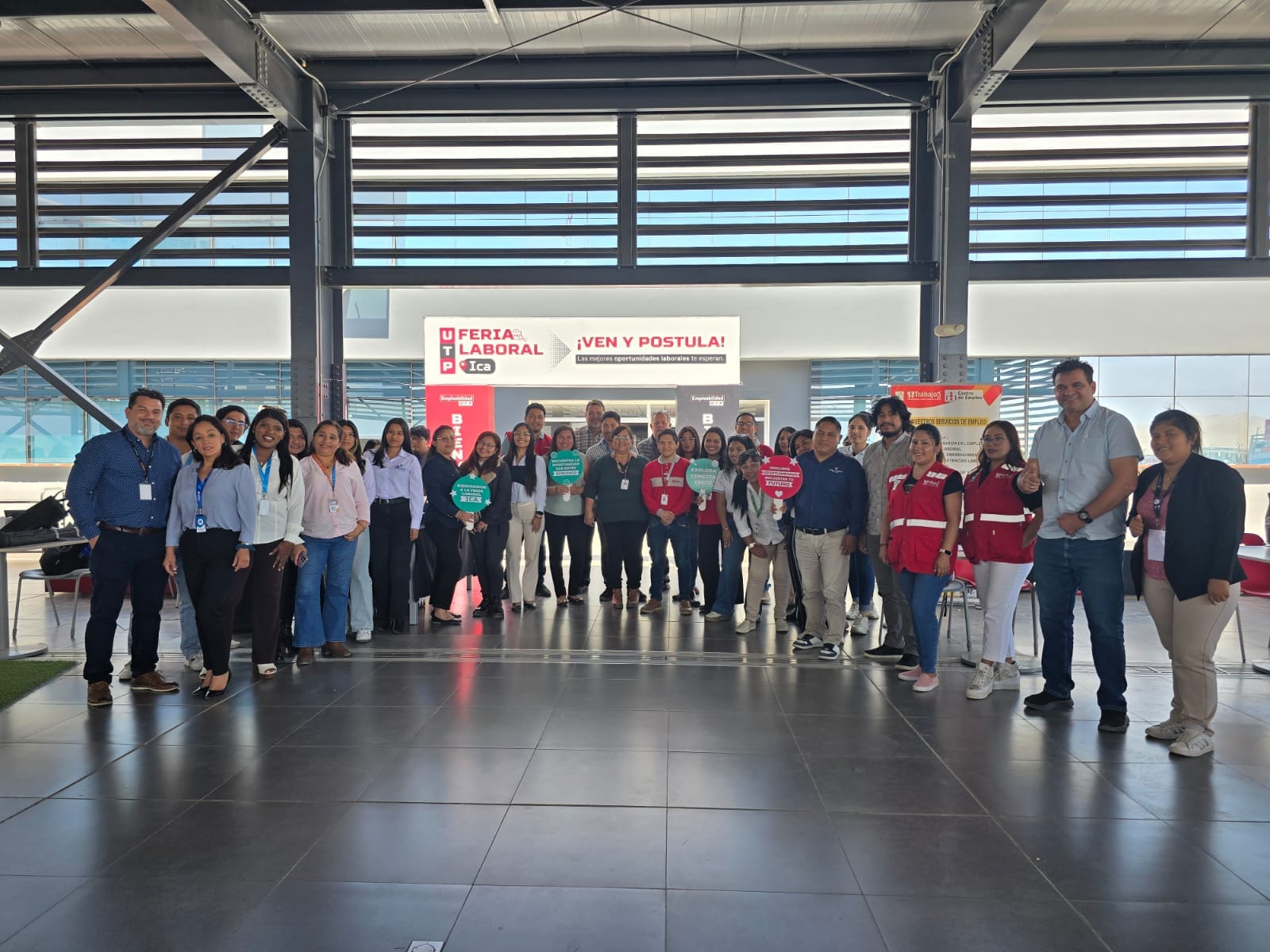 UTP ICA REALIZÓ UNA NUEVA EDICIÓN DE SU FERIA LABORAL 2025