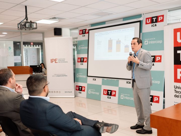 UTP ICA Y EL INSTITUTO PERUANO DE ECONOMÍA ORGANIZARON FORO DE DESARROLLO ECONÓMICO REGIONAL