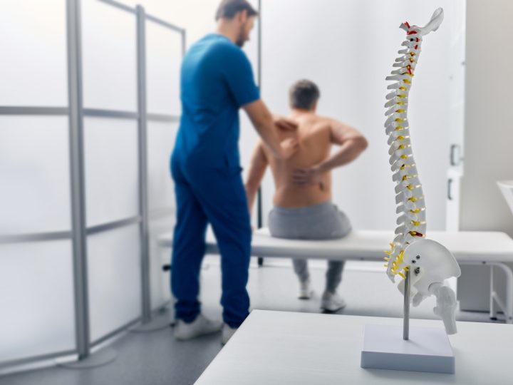 LUMBALGIA: CAUSAS, ALERTAS Y RECOMENDACIONES PARA EVITARLA